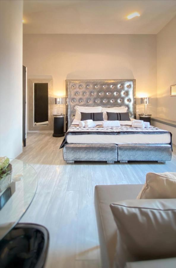 Relais Nazionale 18 Bed & Breakfast Рим Екстериор снимка