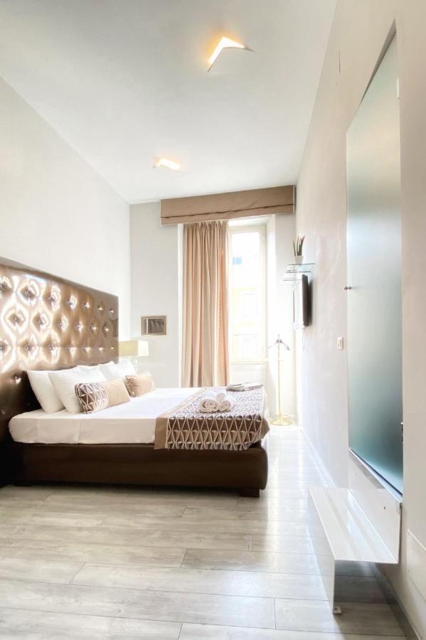 Relais Nazionale 18 Bed & Breakfast Рим Екстериор снимка