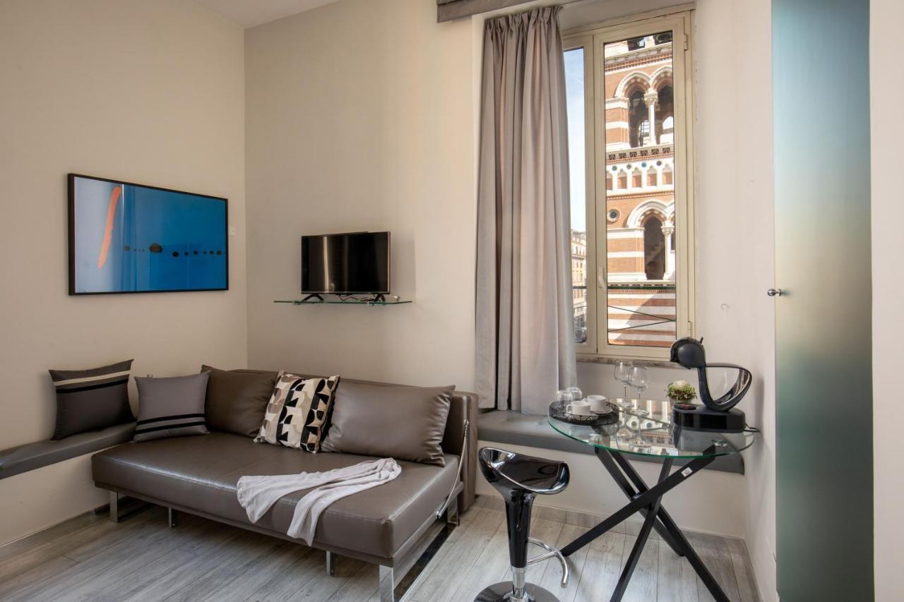 Relais Nazionale 18 Bed & Breakfast Рим Екстериор снимка